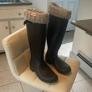 Hunter size 8 rain boots